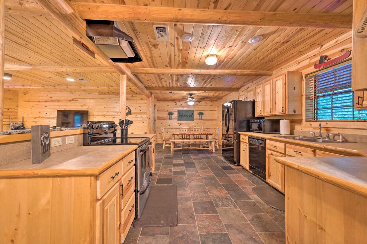 Broken Bow Retreat On 2 Acres With Hot Tub And Deck! Villa Kültér fotó