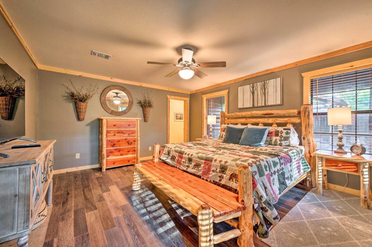 Broken Bow Retreat On 2 Acres With Hot Tub And Deck! Villa Kültér fotó